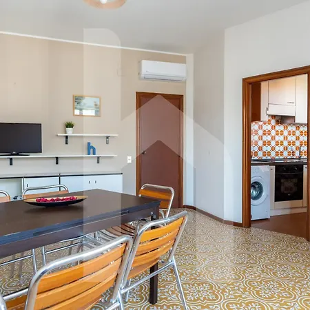 Homiday - Lungomare Dei Pini