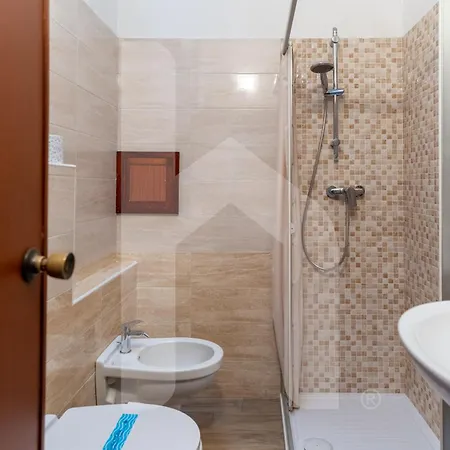 Homiday - Lungomare Dei Pini Apartmán *