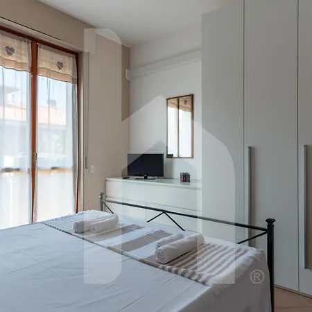 Homiday - Lungomare Dei Pini Apartmán Pineto
