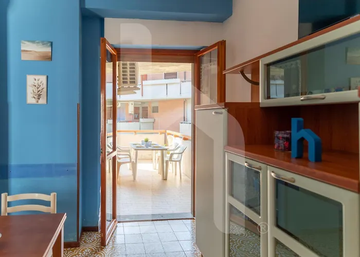 Apartman Homiday - Lungomare Dei Pini Pineto
