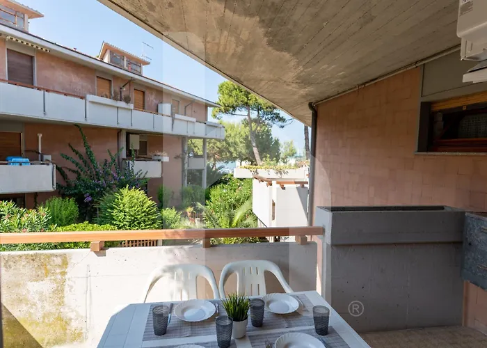 Homiday - Lungomare Dei Pini Pineto