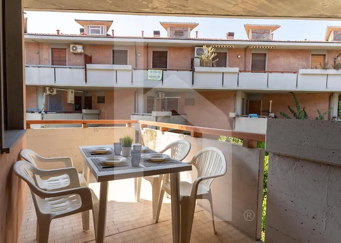 Homiday - Lungomare Dei Pini Apartman Pineto